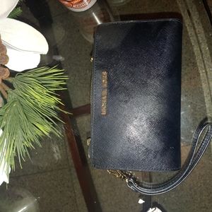 Black michael kors wallet